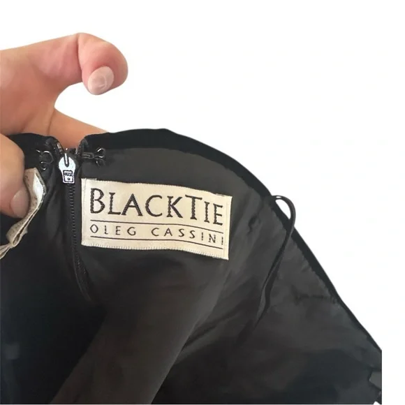 Black Tie Oleg Cassini Black Velvet Strapless Beaded Gown - Picture 6 of 7